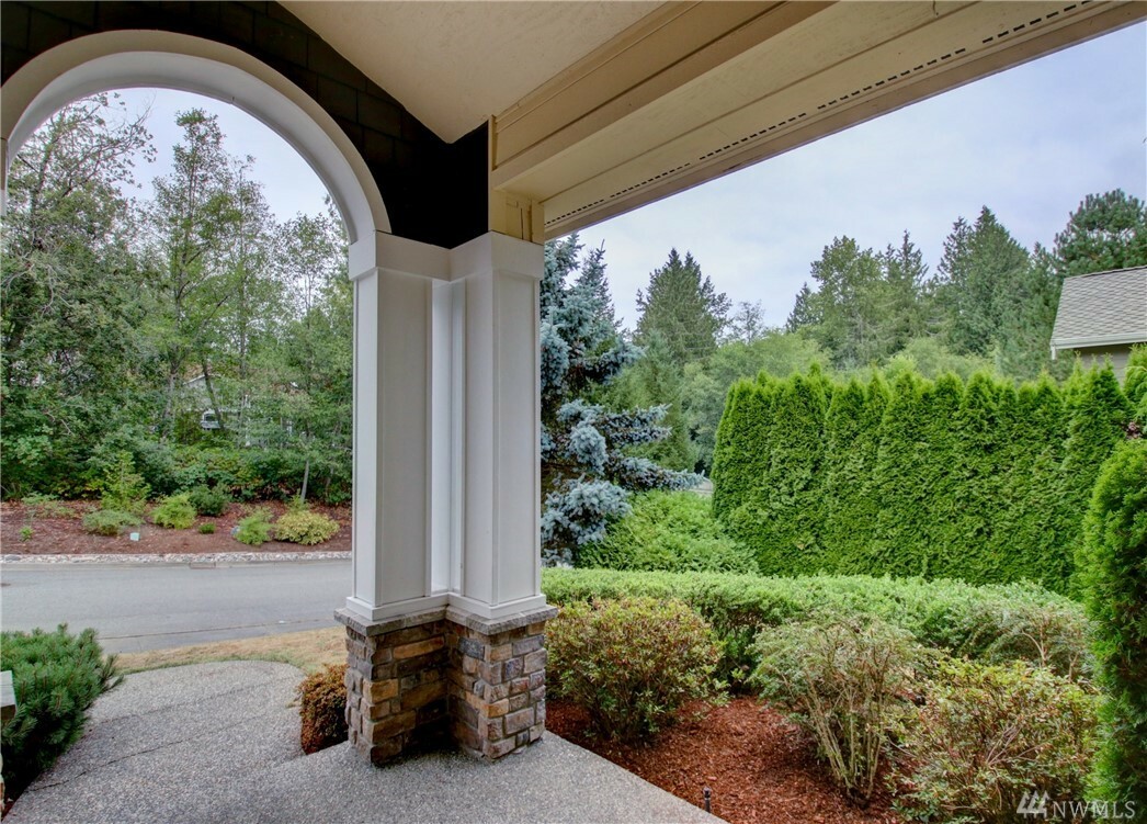 Property Photo:  4722 Parkview Lane  WA 98274 