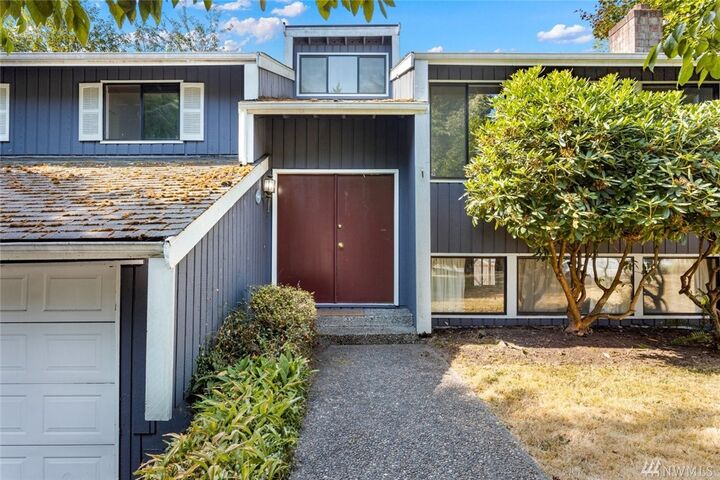 Property Photo: 12207 NE 139th Place WA 98034