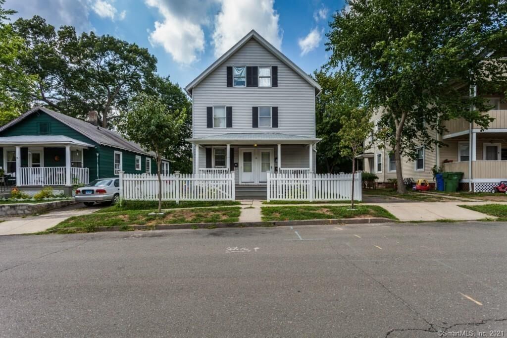 Property Photo:  32 Prospect Street 3  CT 06492 