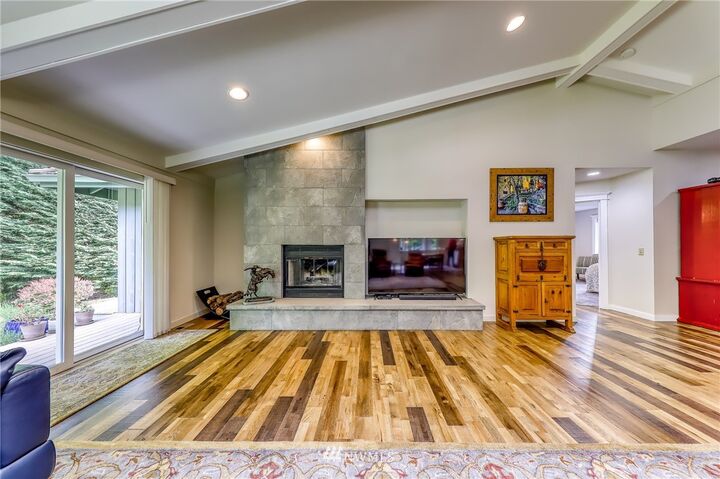 Property Photo: 18 Blenheim Place WA 98368