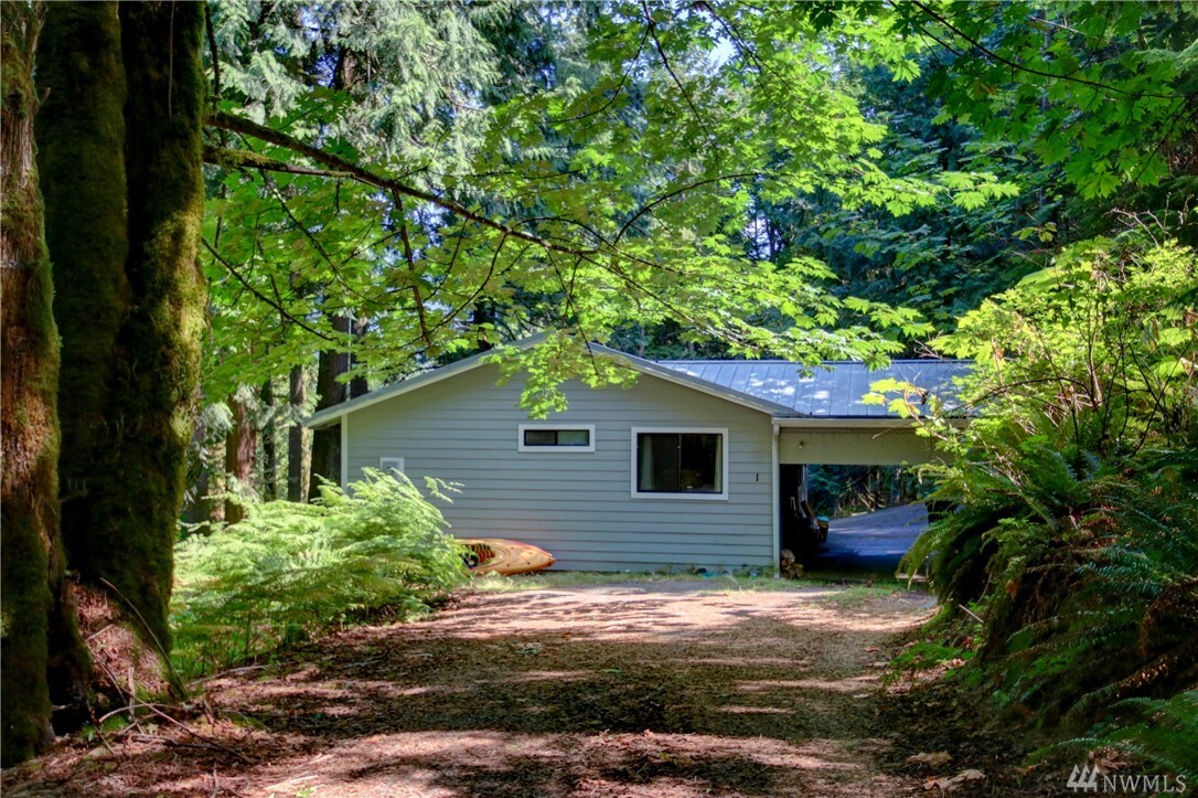 Property Photo: 1 Rocky Ridge Dr WA 98229
