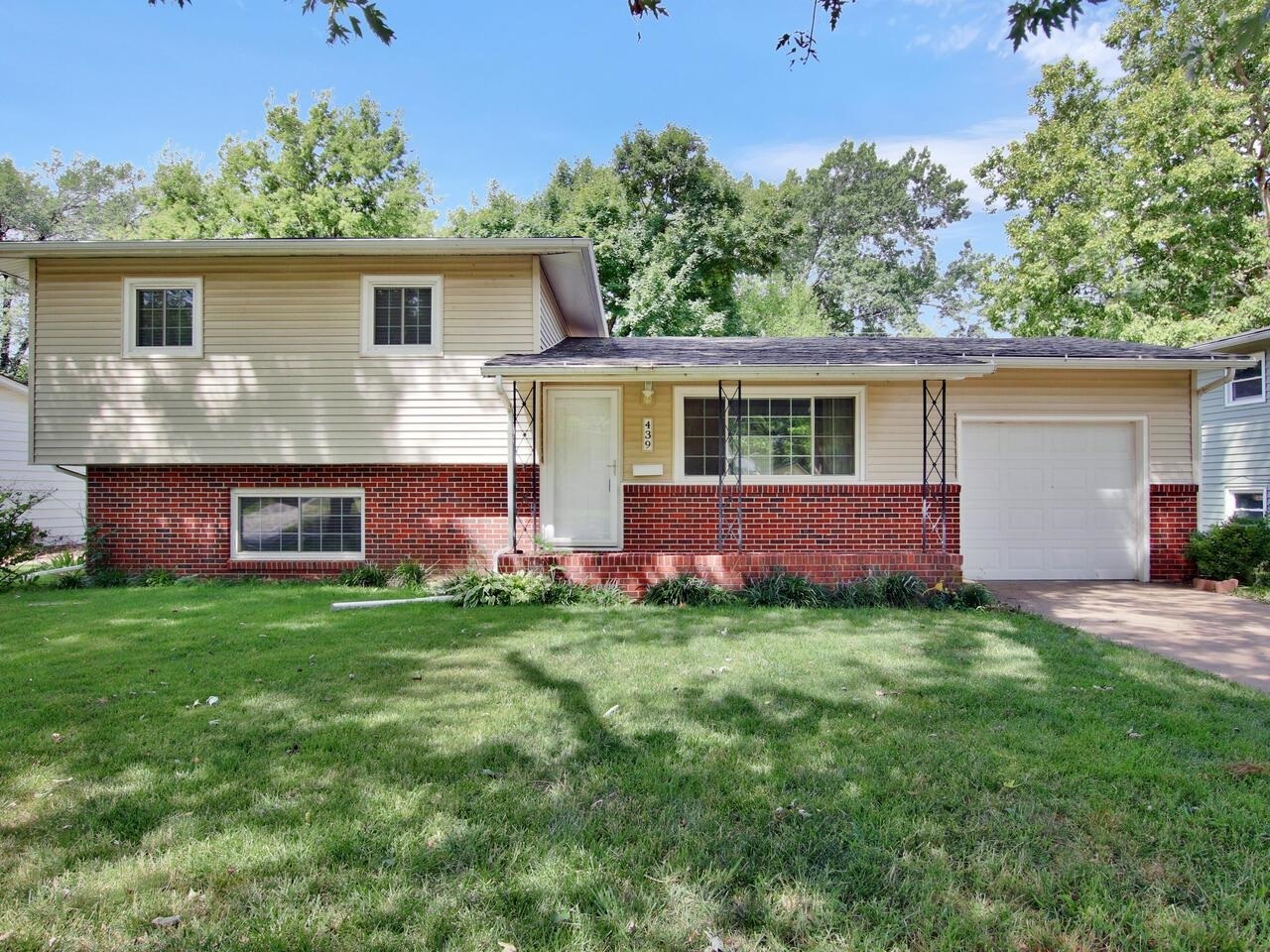 Property Photo: 439 S Spring Creek Dr KS 67037