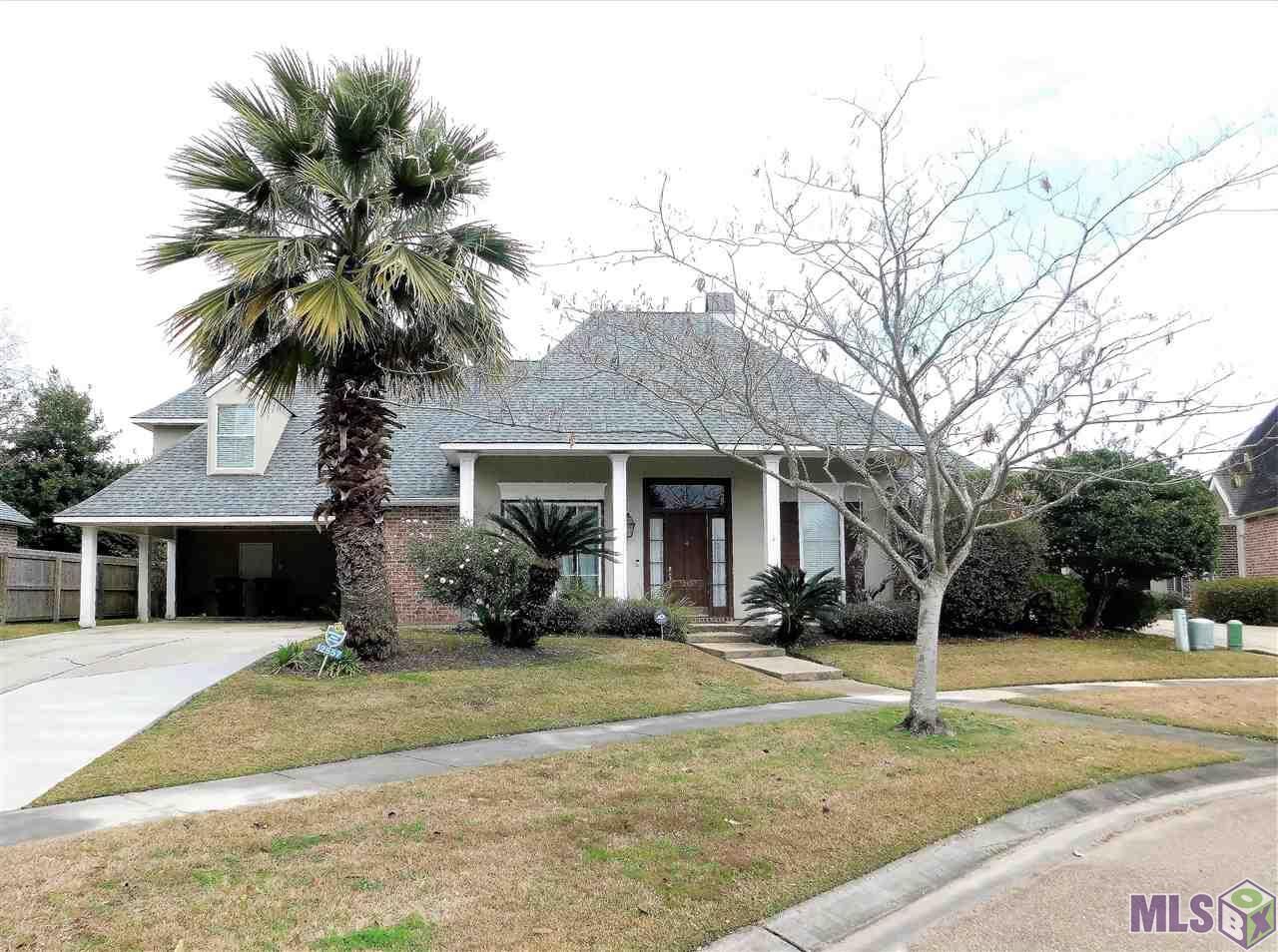 Property Photo: 12557 Kentmere Ave LA 70810