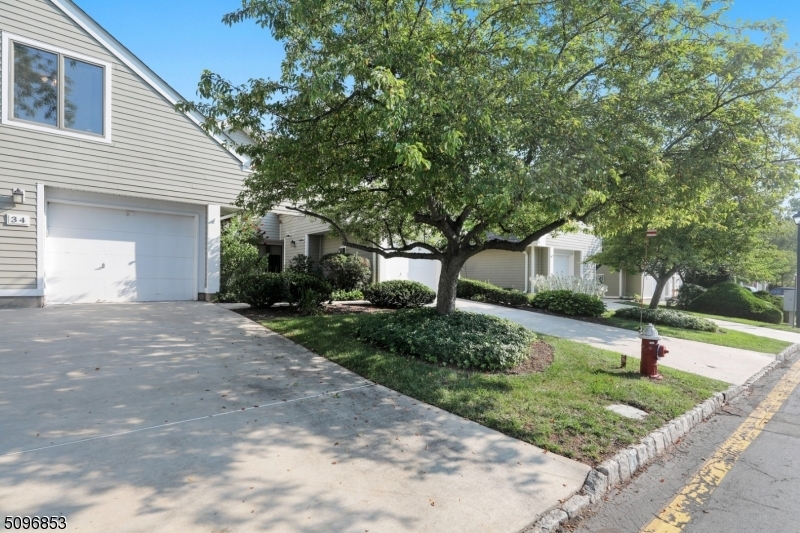 Property Photo: 34 Stryker Ct 34 NJ 08807