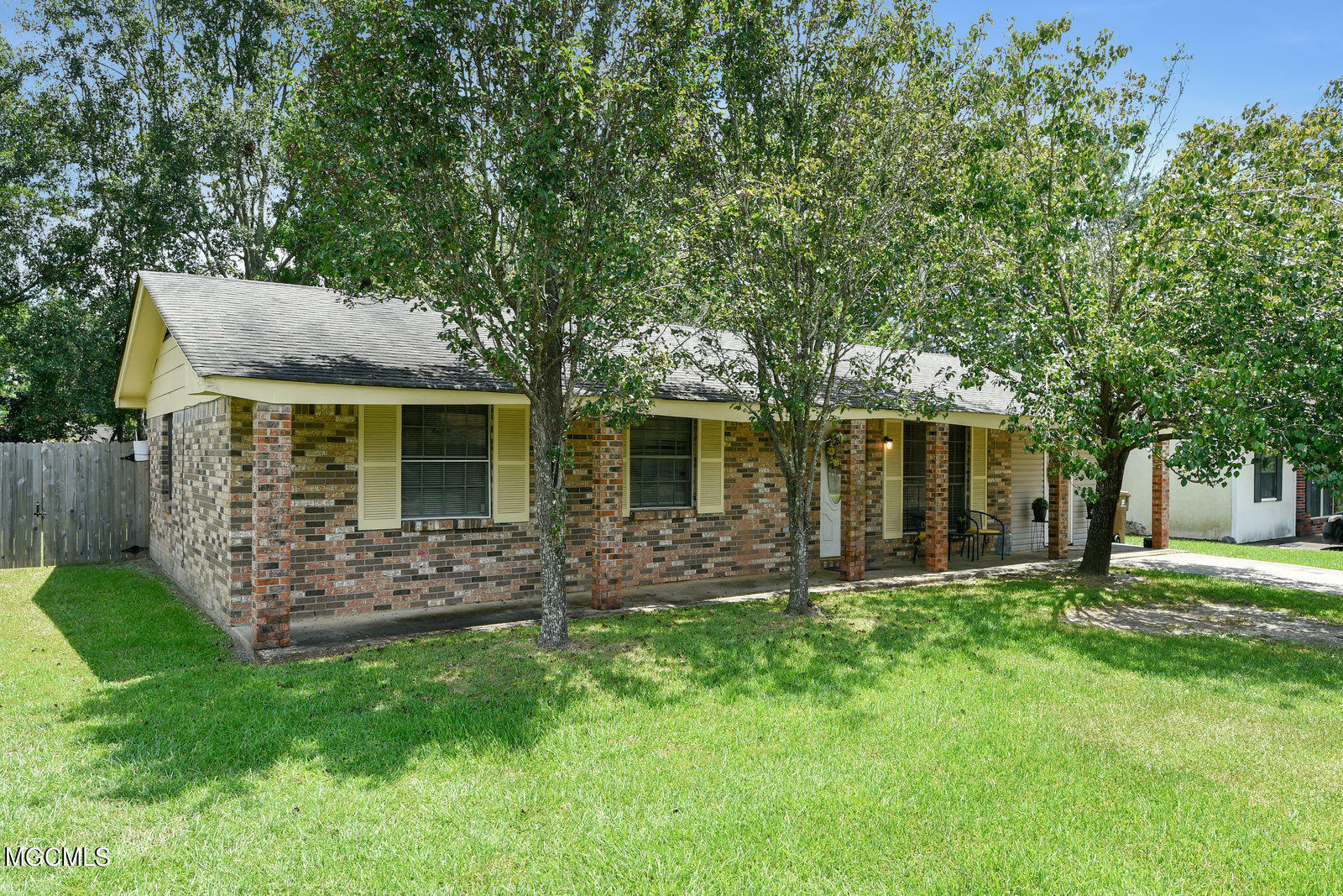 626 Octave Street  D'Iberville MS 39540 photo