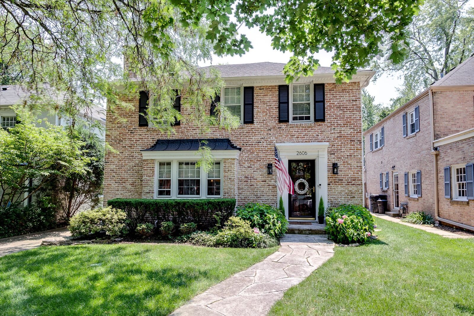 Property Photo:  2606 Simpson Street  IL 60201 