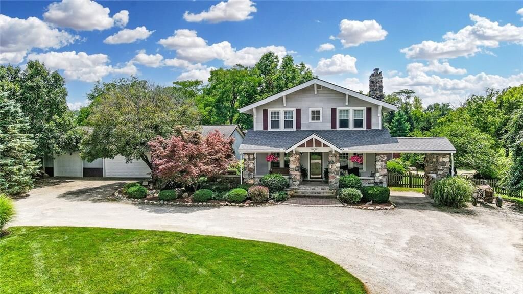 Property Photo: 950 Old Springfield Road OH 45377