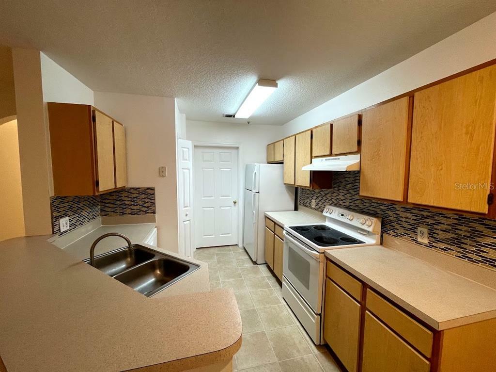 Property Photo:  6554 Swissco Drive 515  FL 32822 