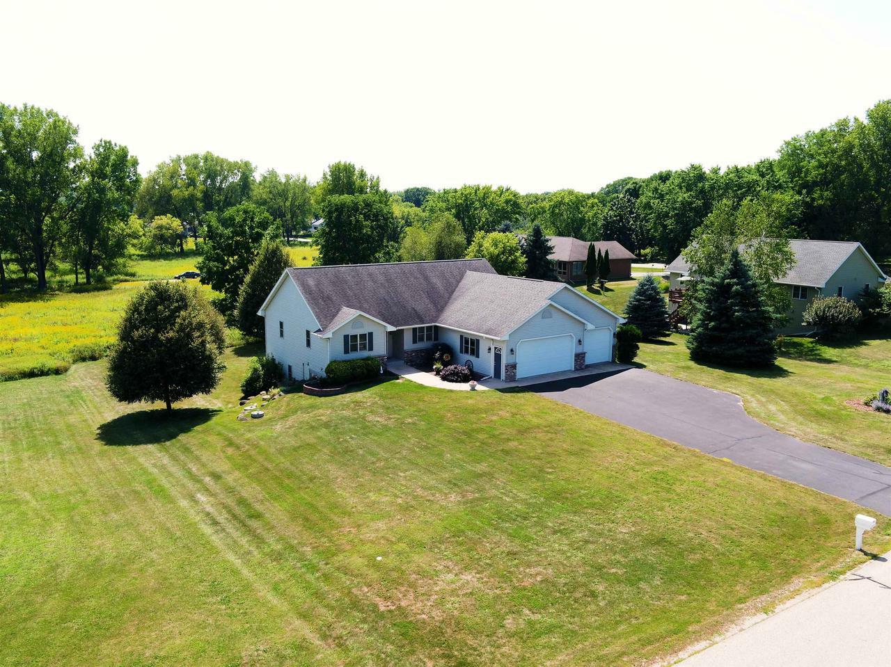 Property Photo: W857 Grant St WI 54941