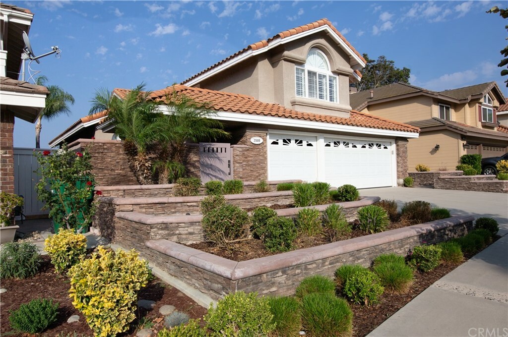 Property Photo:  2509 Thistlewood Lane  CA 92882 