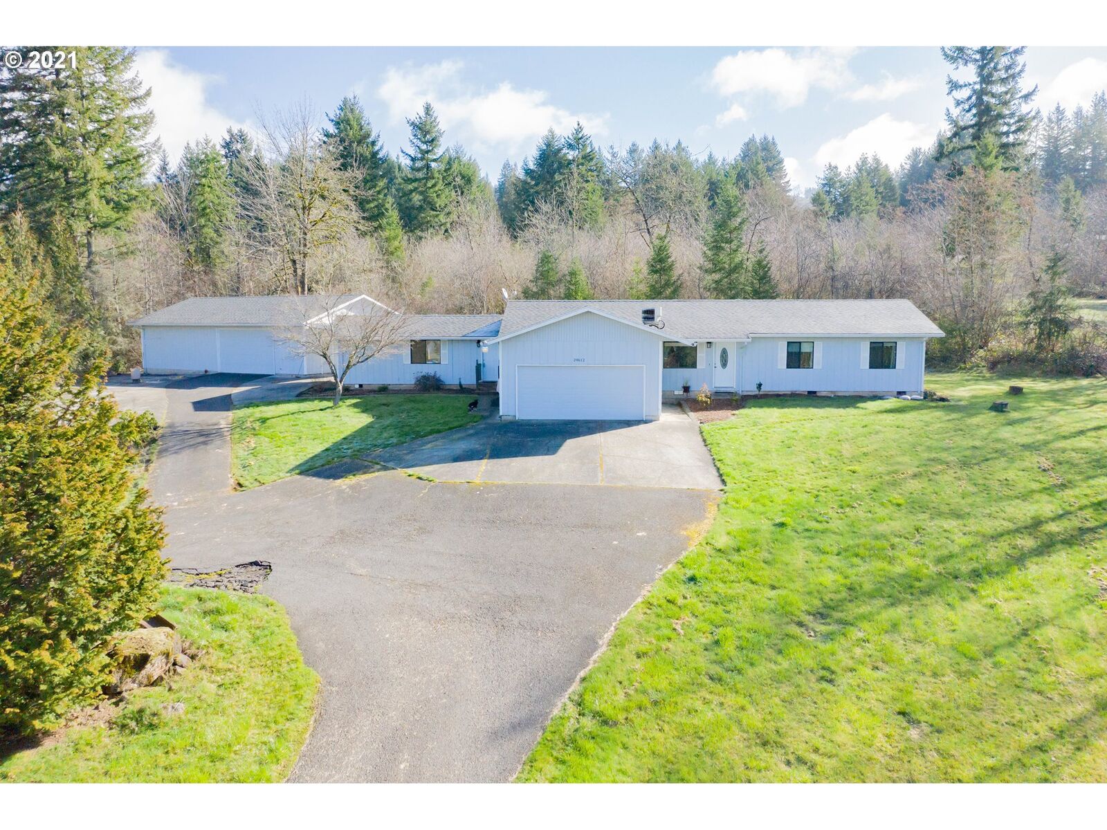 Property Photo: 24612 NE 214th St WA 98604