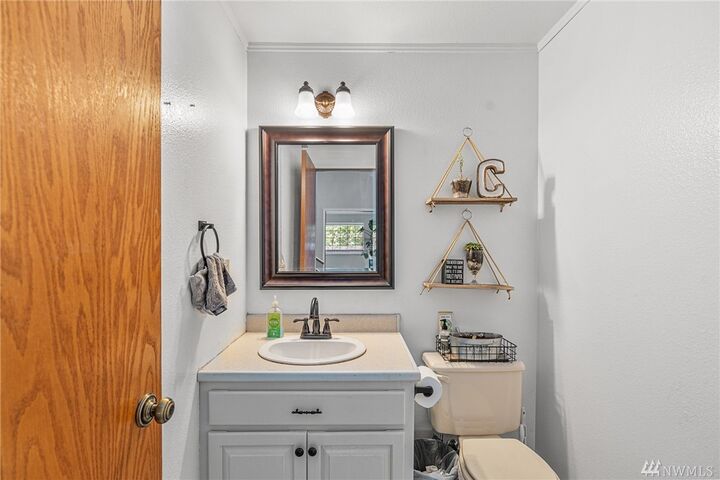 Property Photo:  1217 Loves Hill Dr  WA 98294 