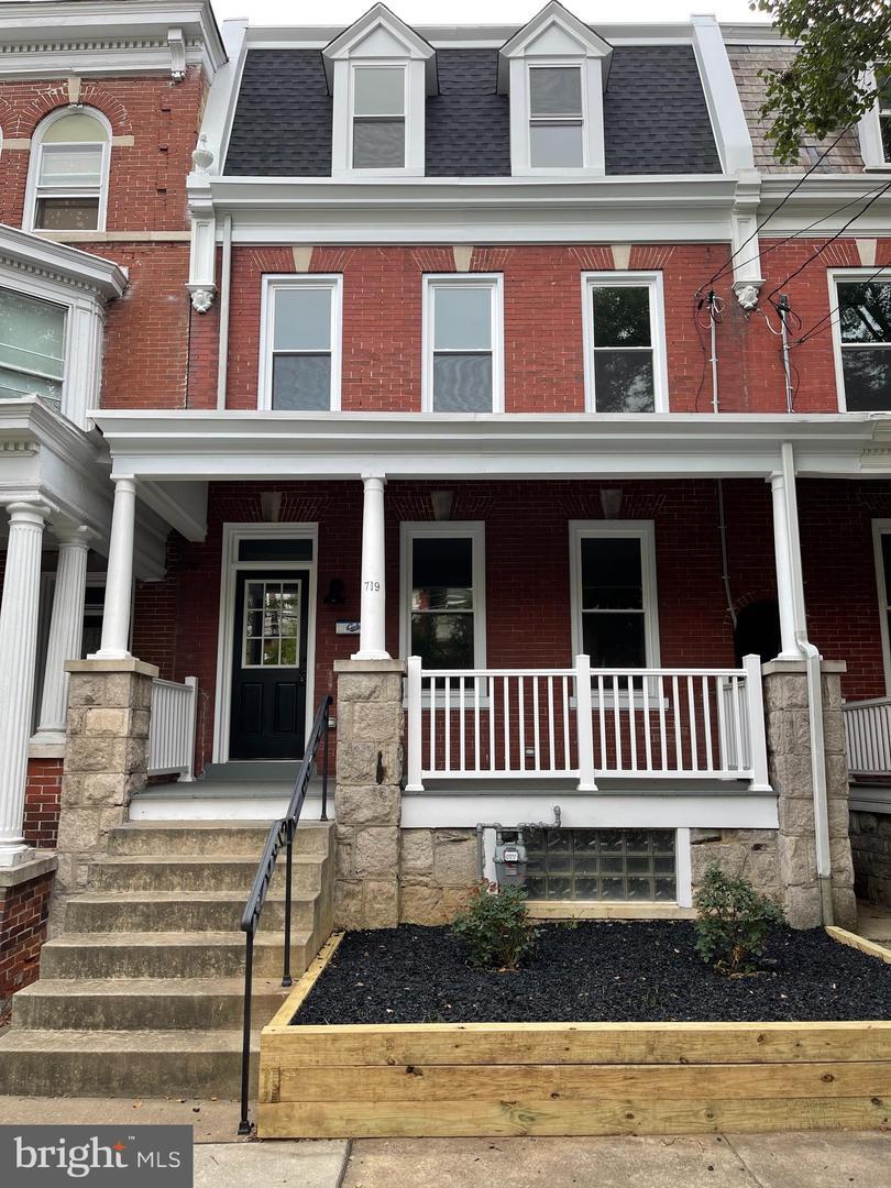 Property Photo: 719 N Lime Street PA 17602
