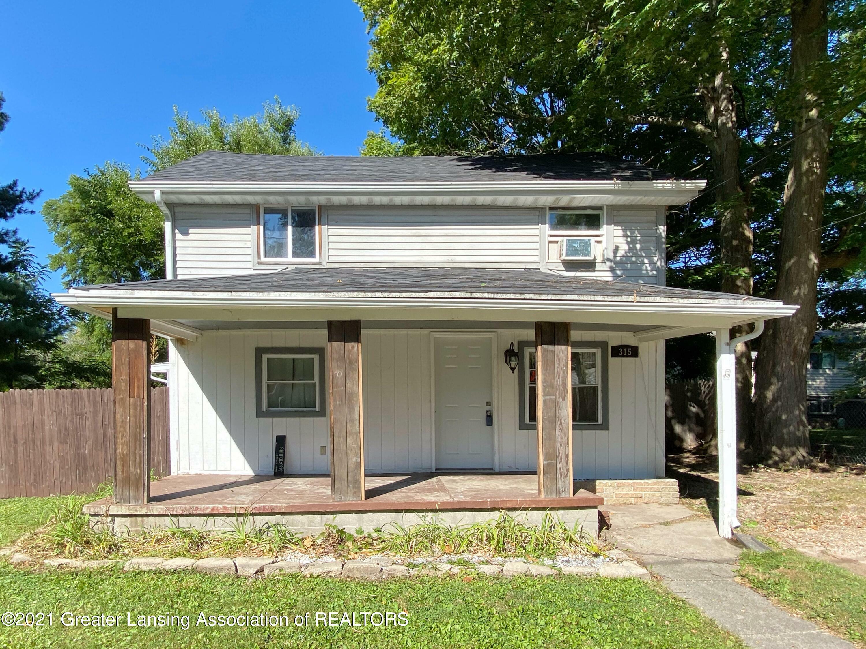 Property Photo:  315 N Hartel Road  MI 48876 