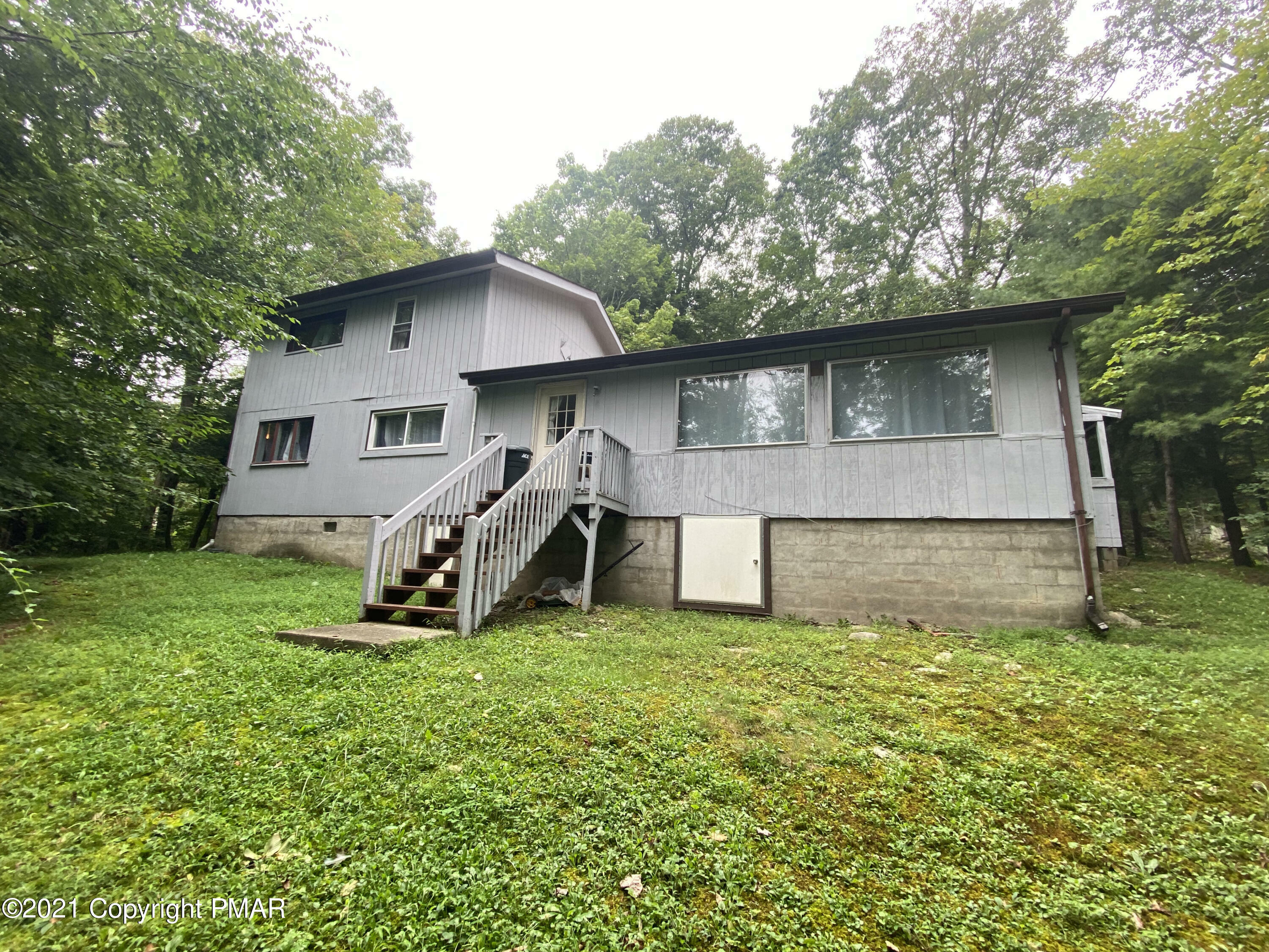 Property Photo:  212 William Drive  PA 18302 