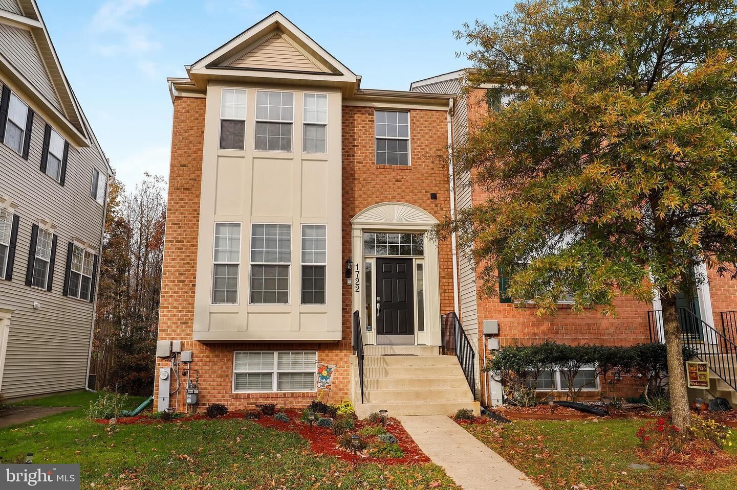Property Photo:  1722 Bluffs Island Court  MD 21113 