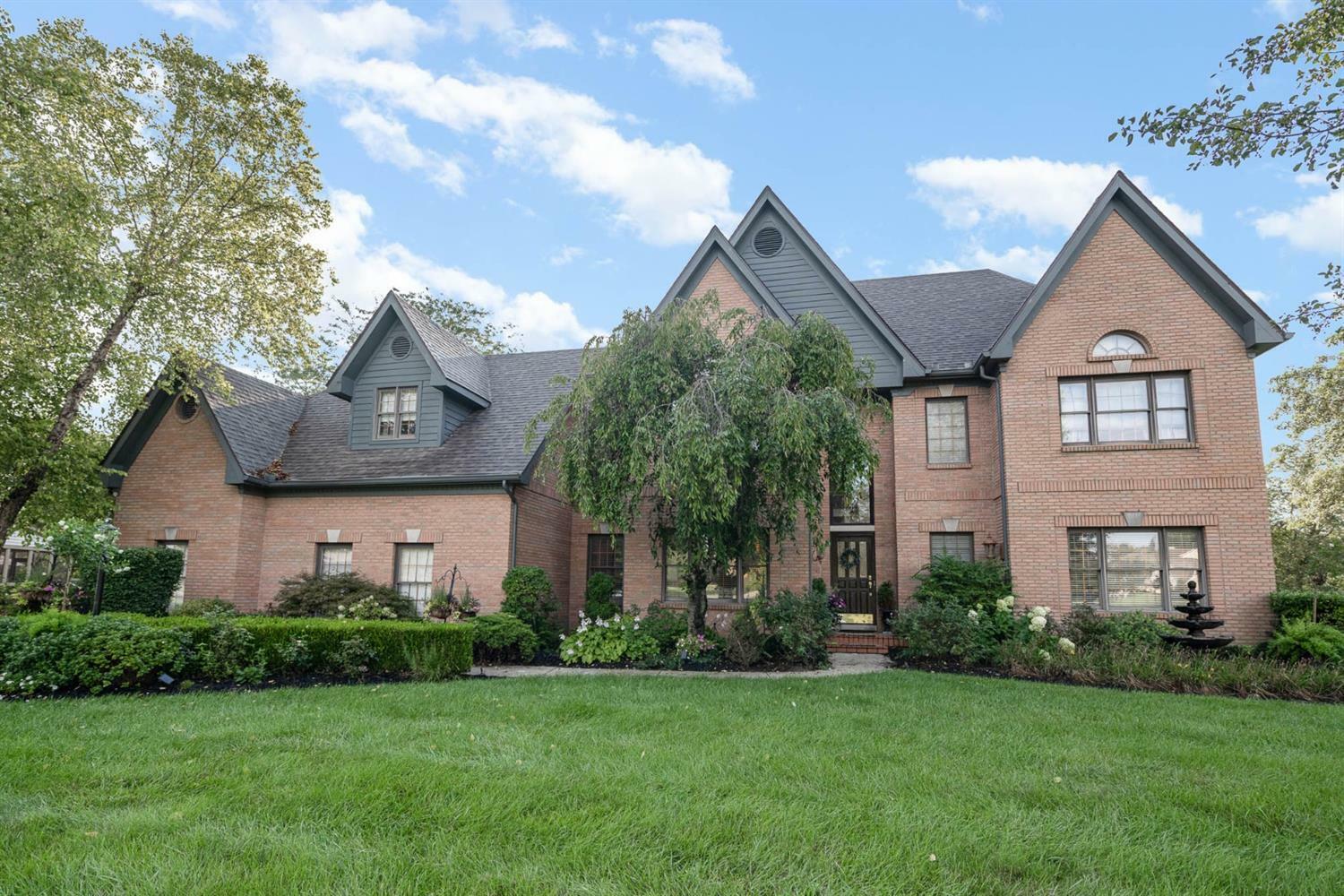 Property Photo:  6530 Bridgeton Manor Ct  OH 45011 