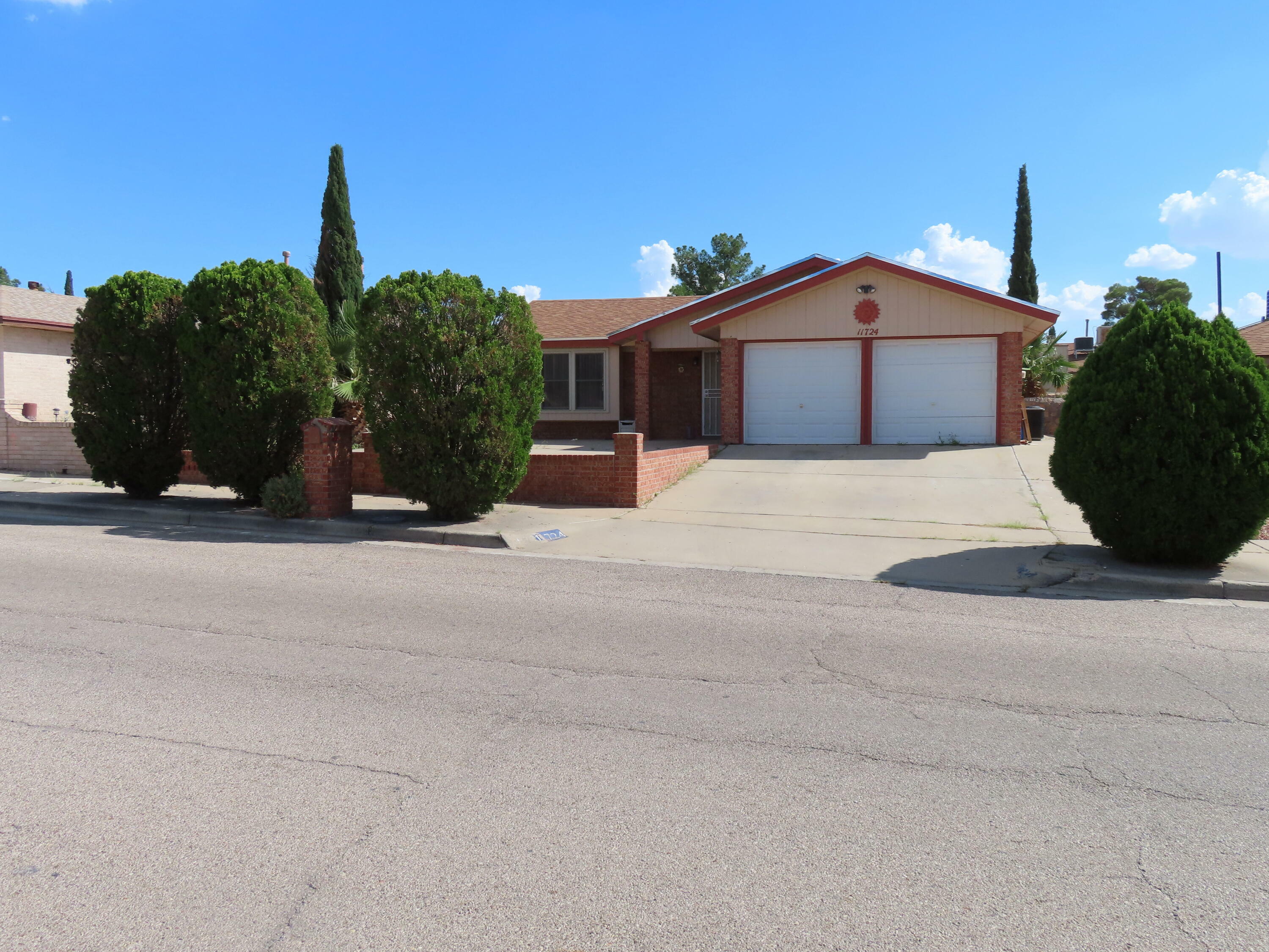 Property Photo:  11724 Scott Simpson Drive  TX 79936 