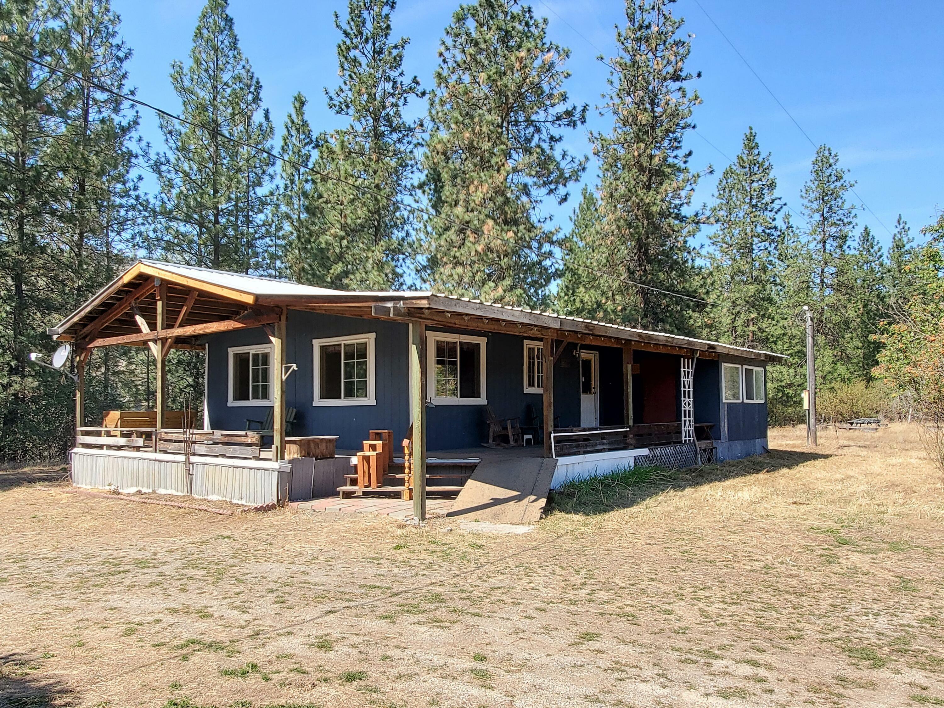 Property Photo:  2241 B Hwy 25 N  WA 99126 