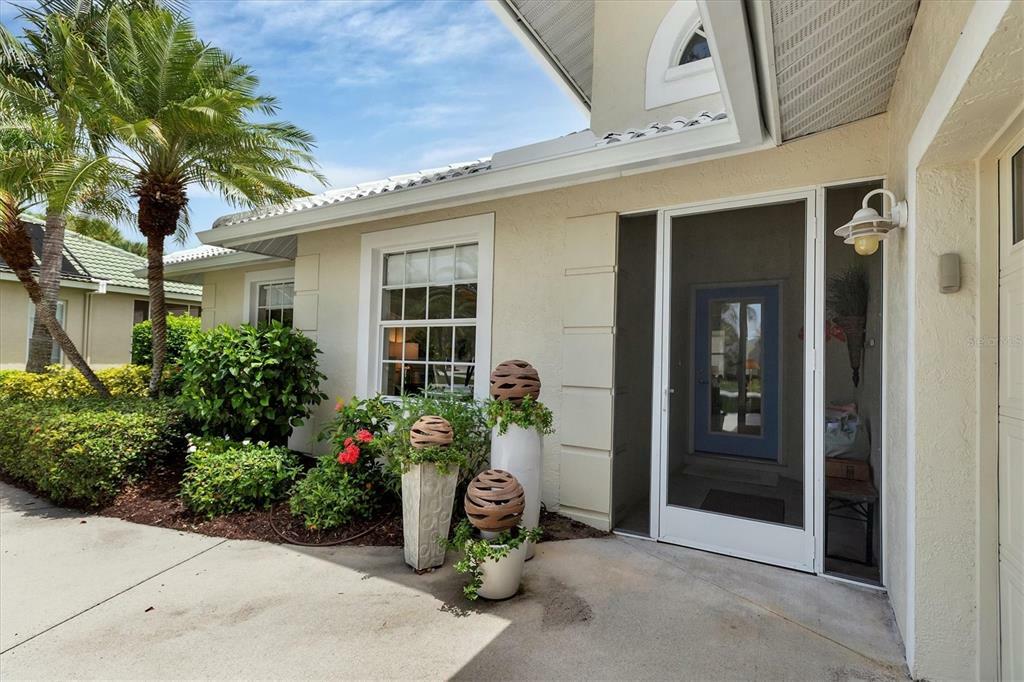 Property Photo: 100 Grand Oak Circle FL 34292