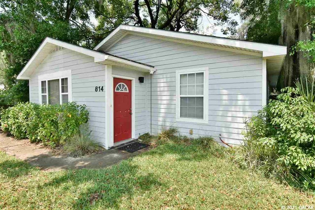 Property Photo:  814 NW 7th Avenue  FL 32601 