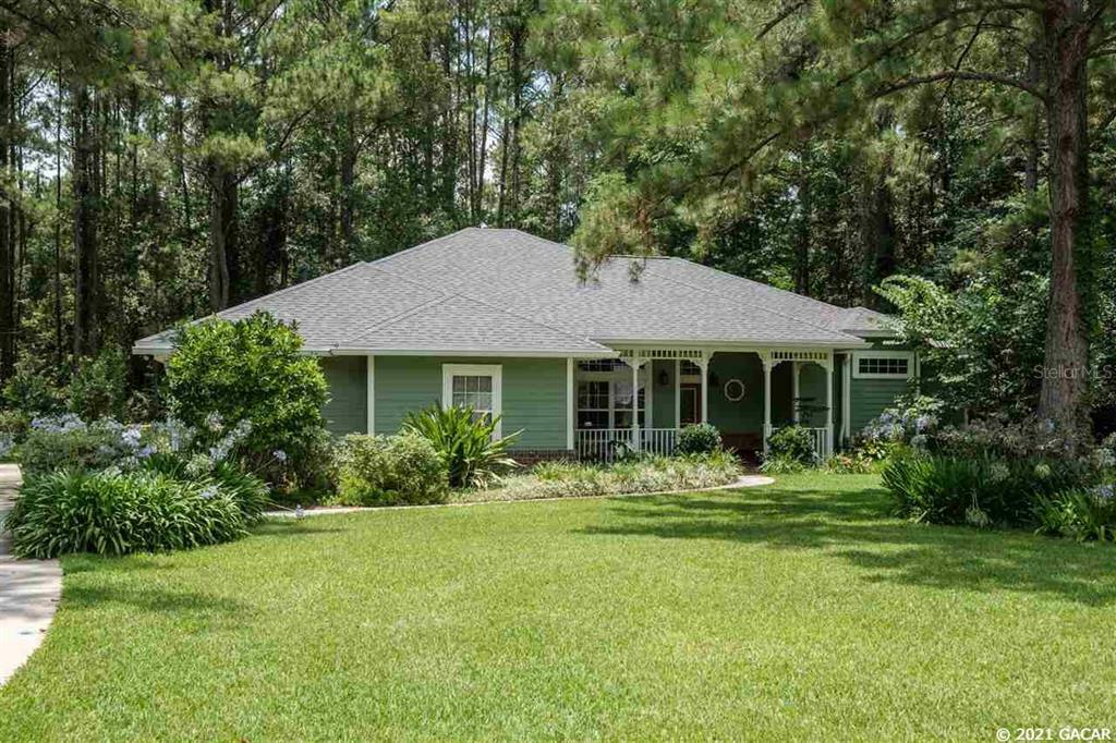 Property Photo:  1132 SW 105th Terrace  FL 32607 