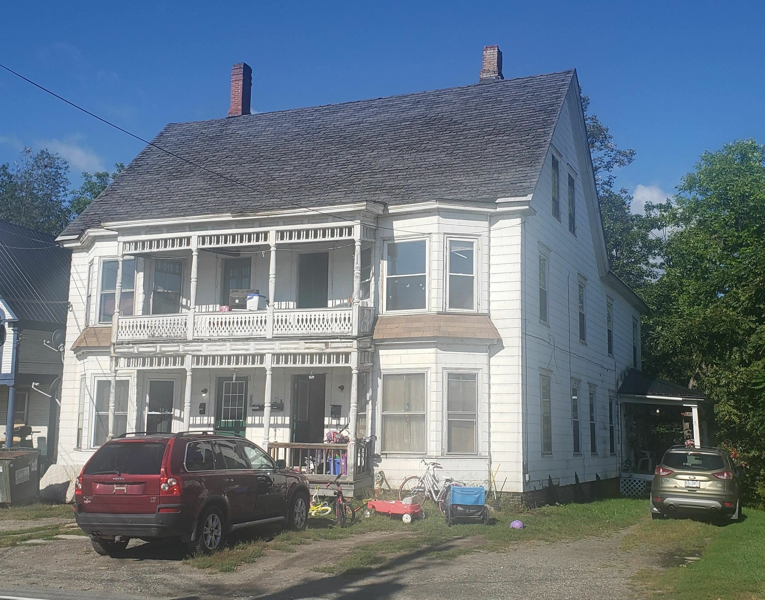 Property Photo:  208 S Main Street  NH 03585 