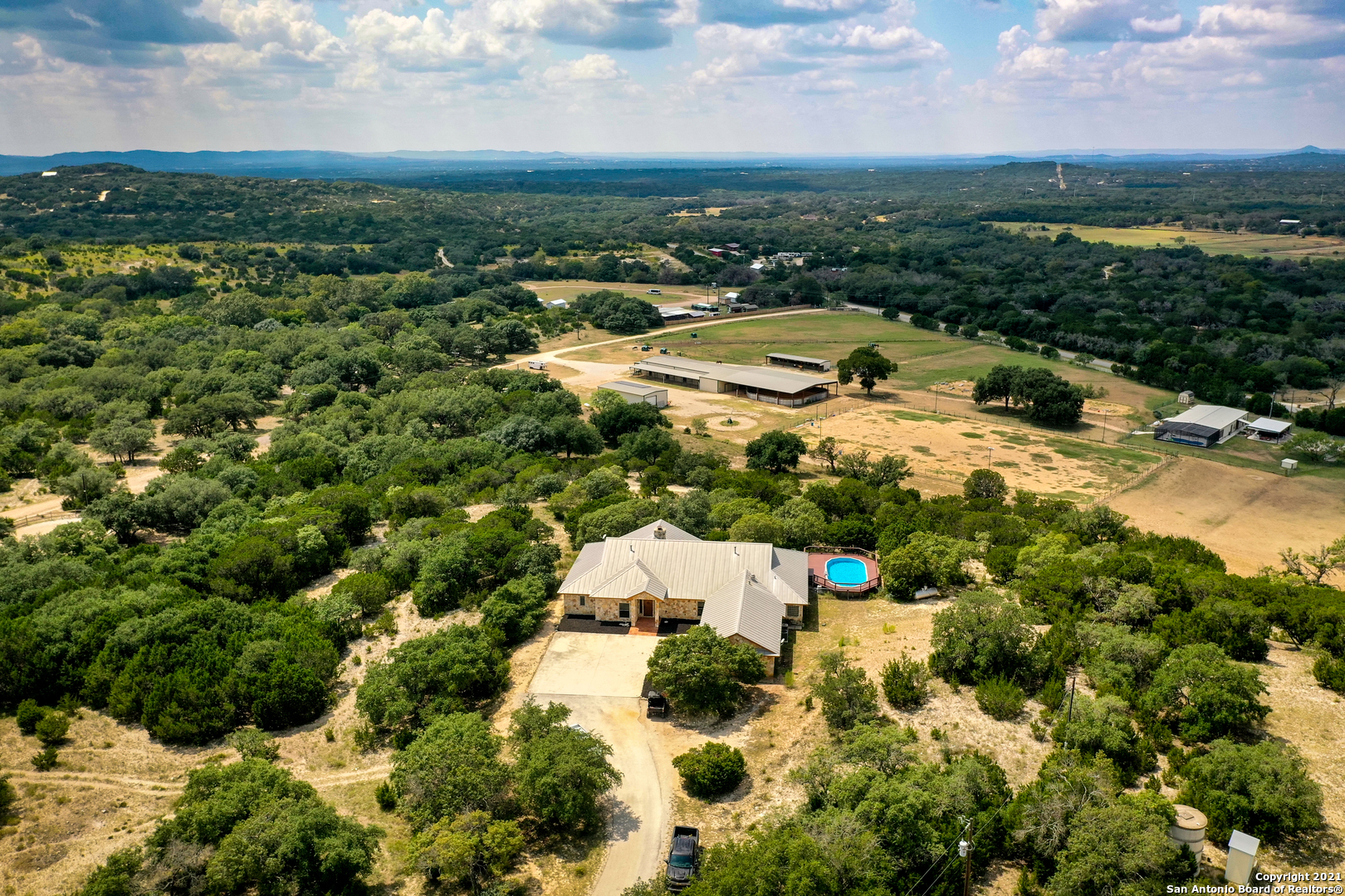 Property Photo:  752 Willow Springs Dr  TX 78063 