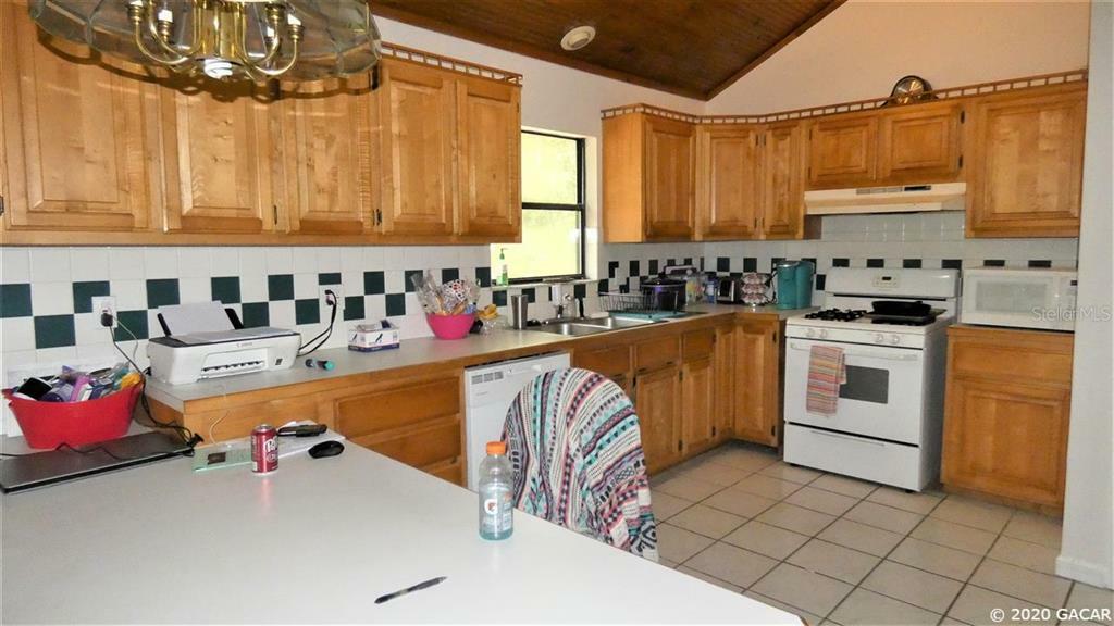 Property Photo:  714 S Cherry Street  FL 32091 