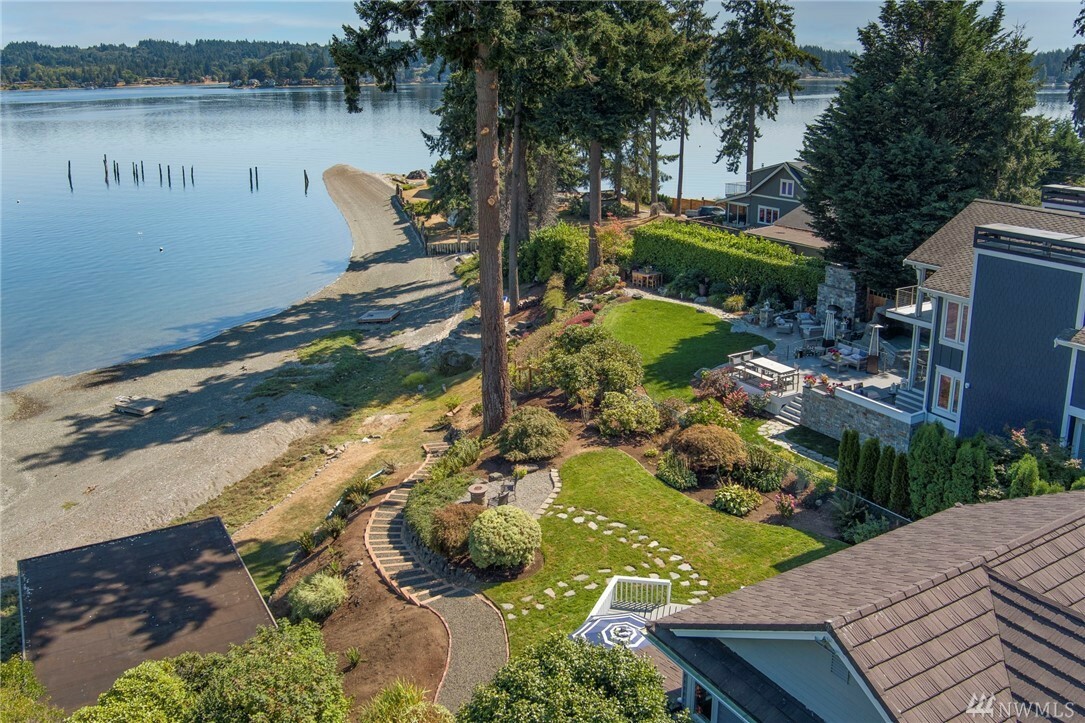 Property Photo:  4015 Erlands Point Rd NW  WA 98312 