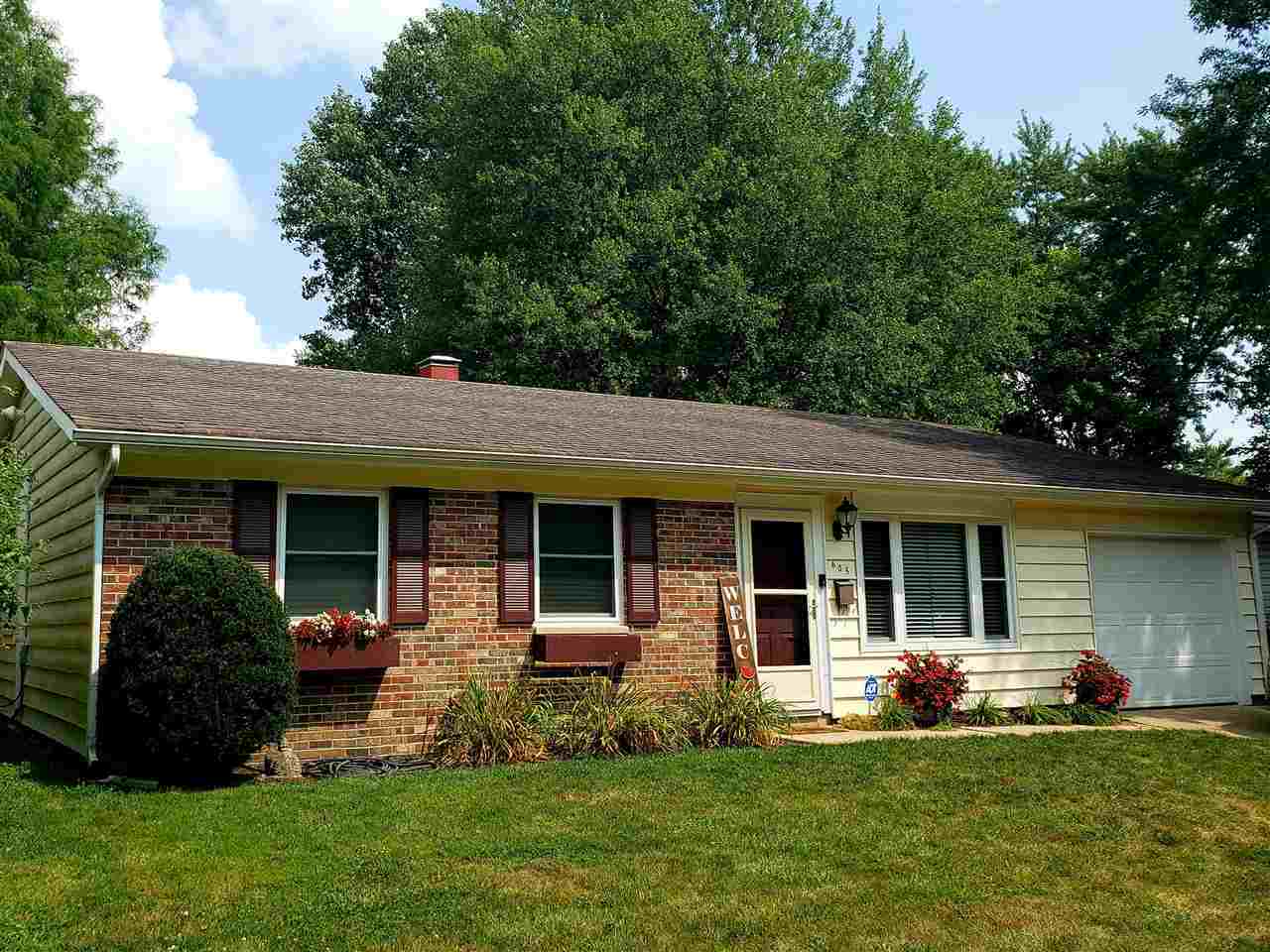 Property Photo: 605 SW 19th Street IN 47374