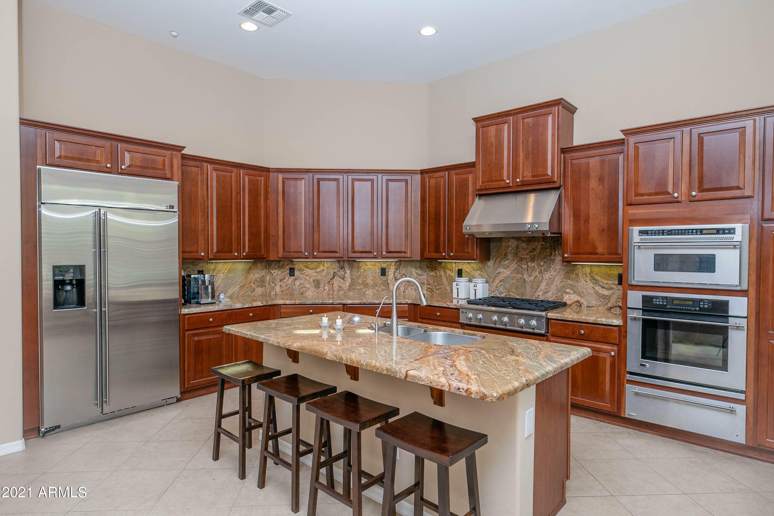 Property Photo: 41606 N Anthem Ridge Drive AZ 85086