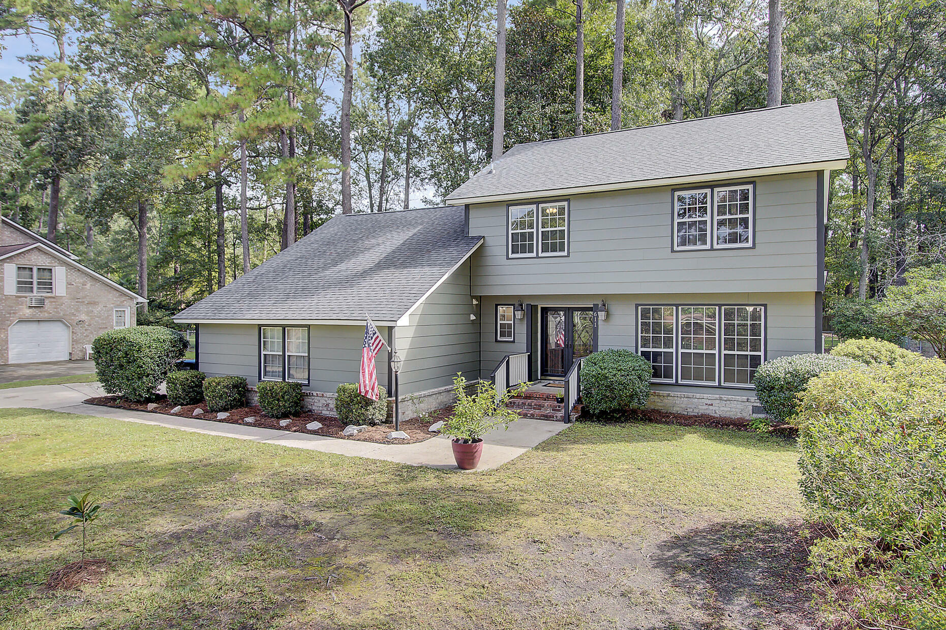 Property Photo: 611 Fairington Drive SC 29485
