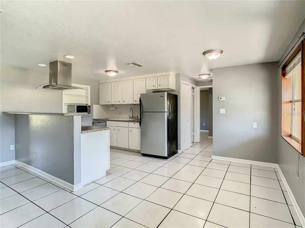 Property Photo:  2715 46th Avenue N  FL 33714 