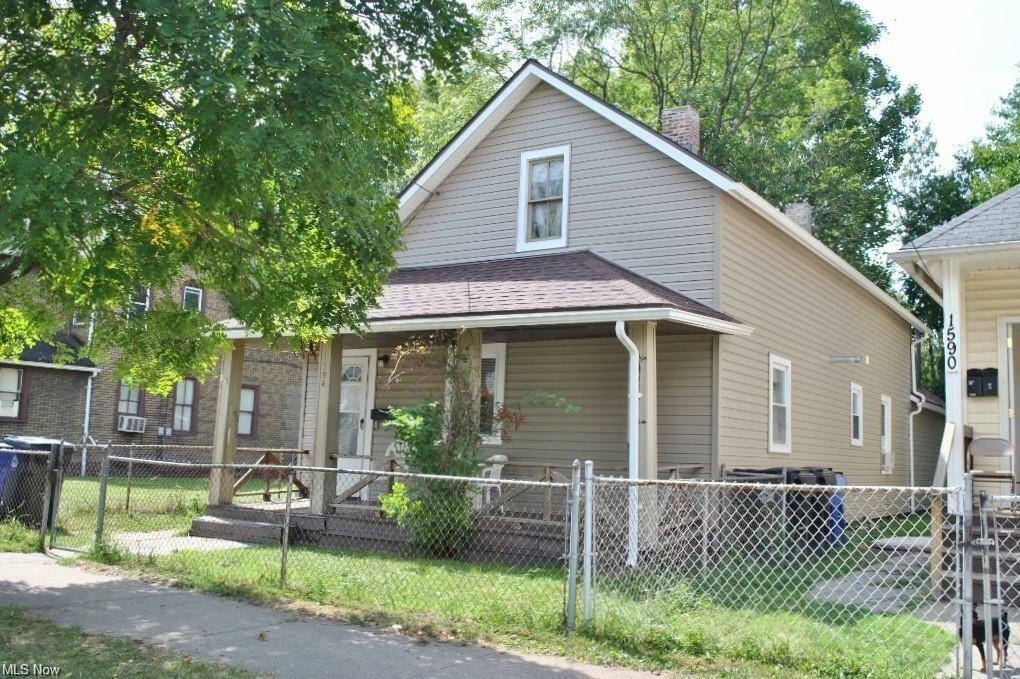 Property Photo: 1594 E 49th Street OH 44103