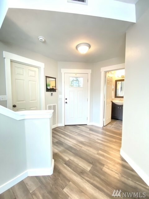 Property Photo:  17301 Ironwood St  WA 98223 