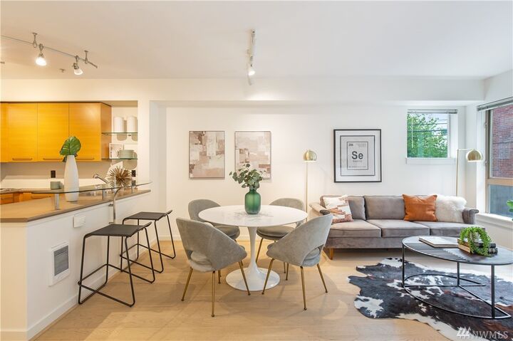 Property Photo:  1410 E Pine St W111  WA 98122 