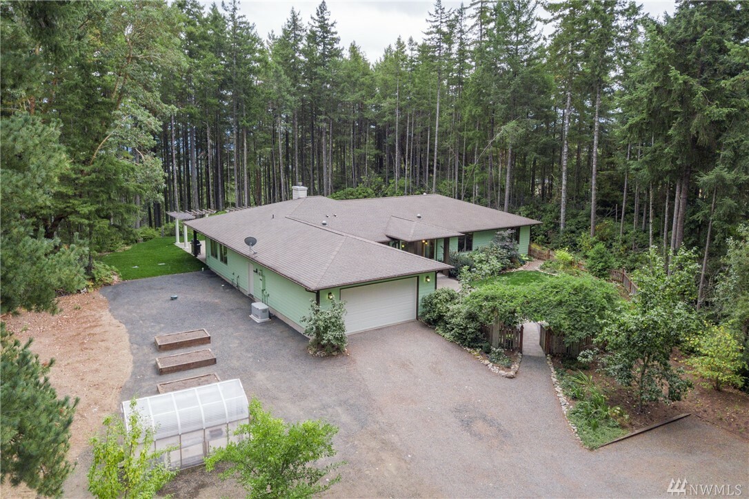 Property Photo:  3877 Mathison Lane NW  WA 98312 