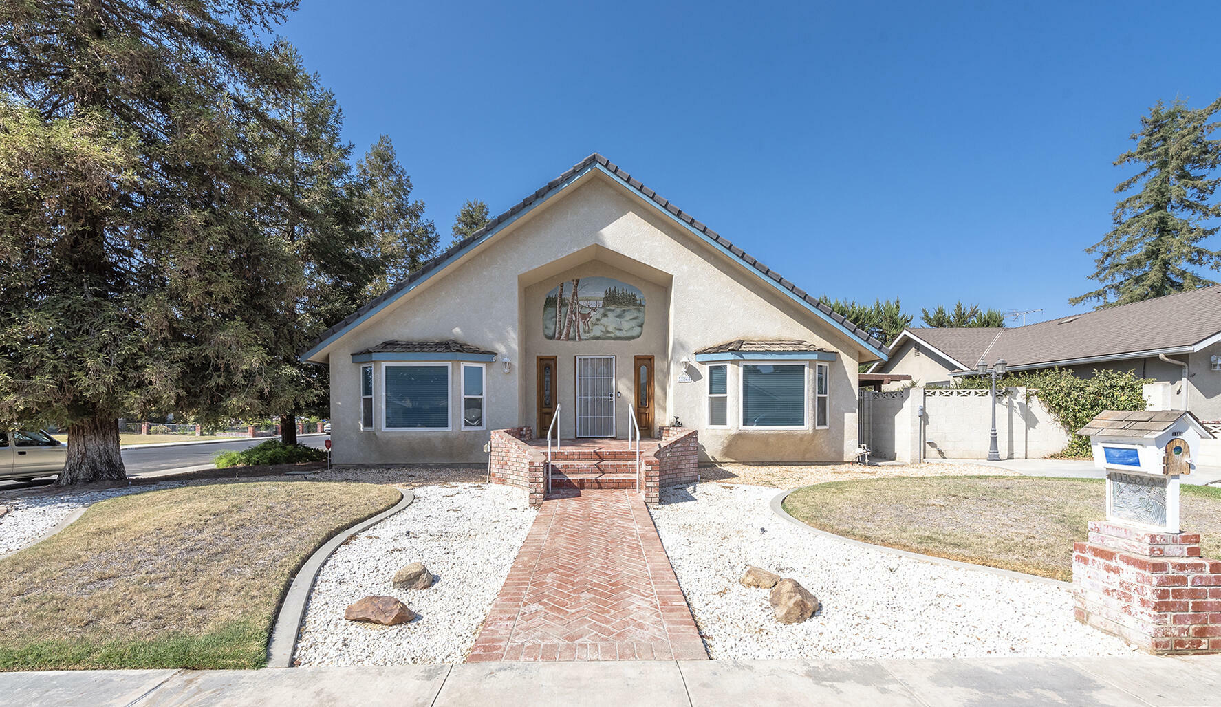 Property Photo:  3144 W Evergreen Avenue  CA 93277 