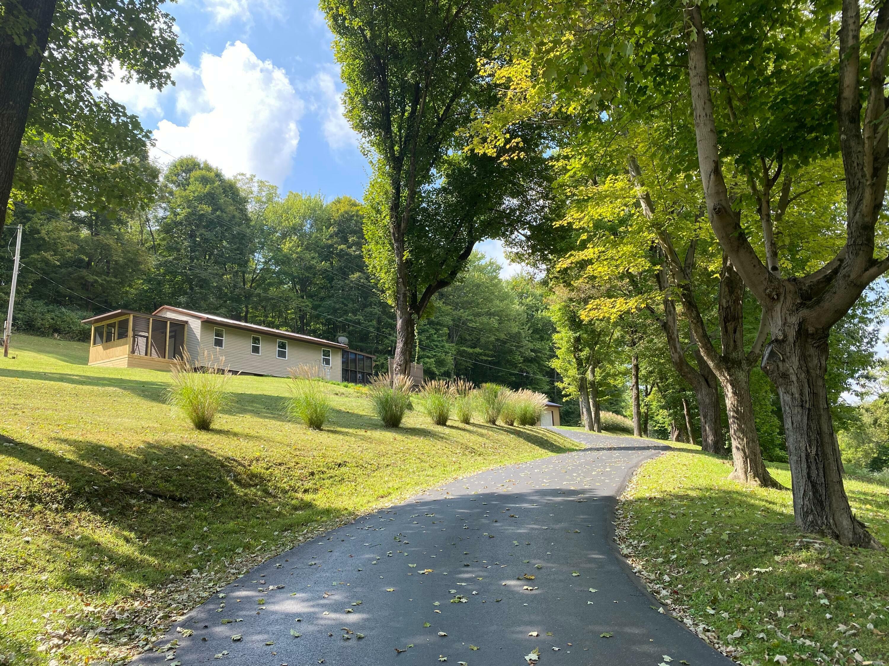 Property Photo: 13192 Dana NE Road OH 43055