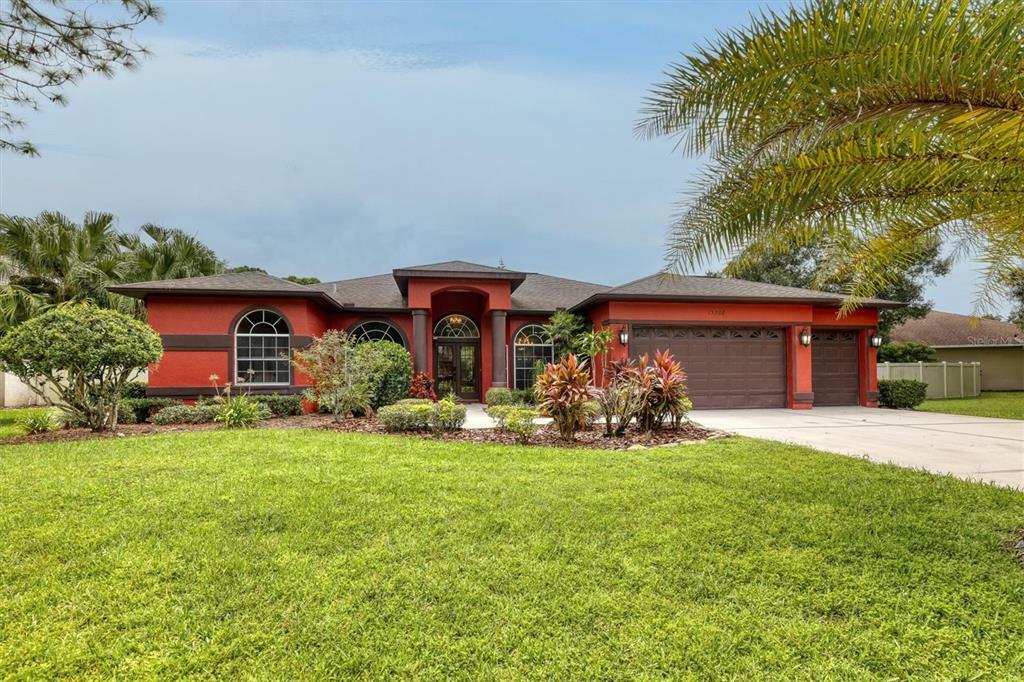 Property Photo: 13708 18th Place E FL 34212
