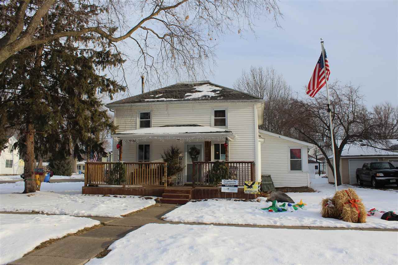 Property Photo:  123 W Water Street  IA 50670 