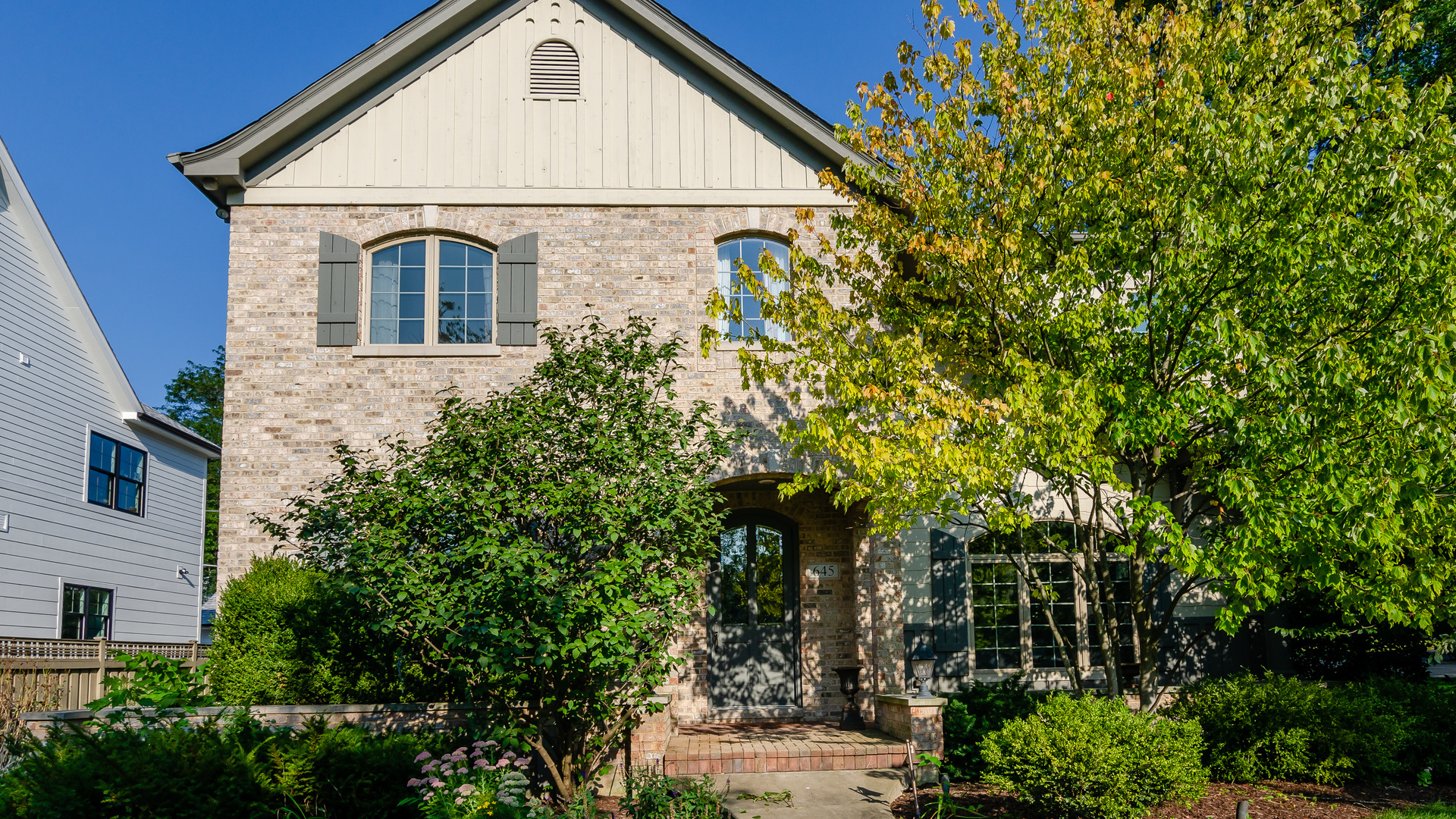 Property Photo: 645 S Bruner Street IL 60521