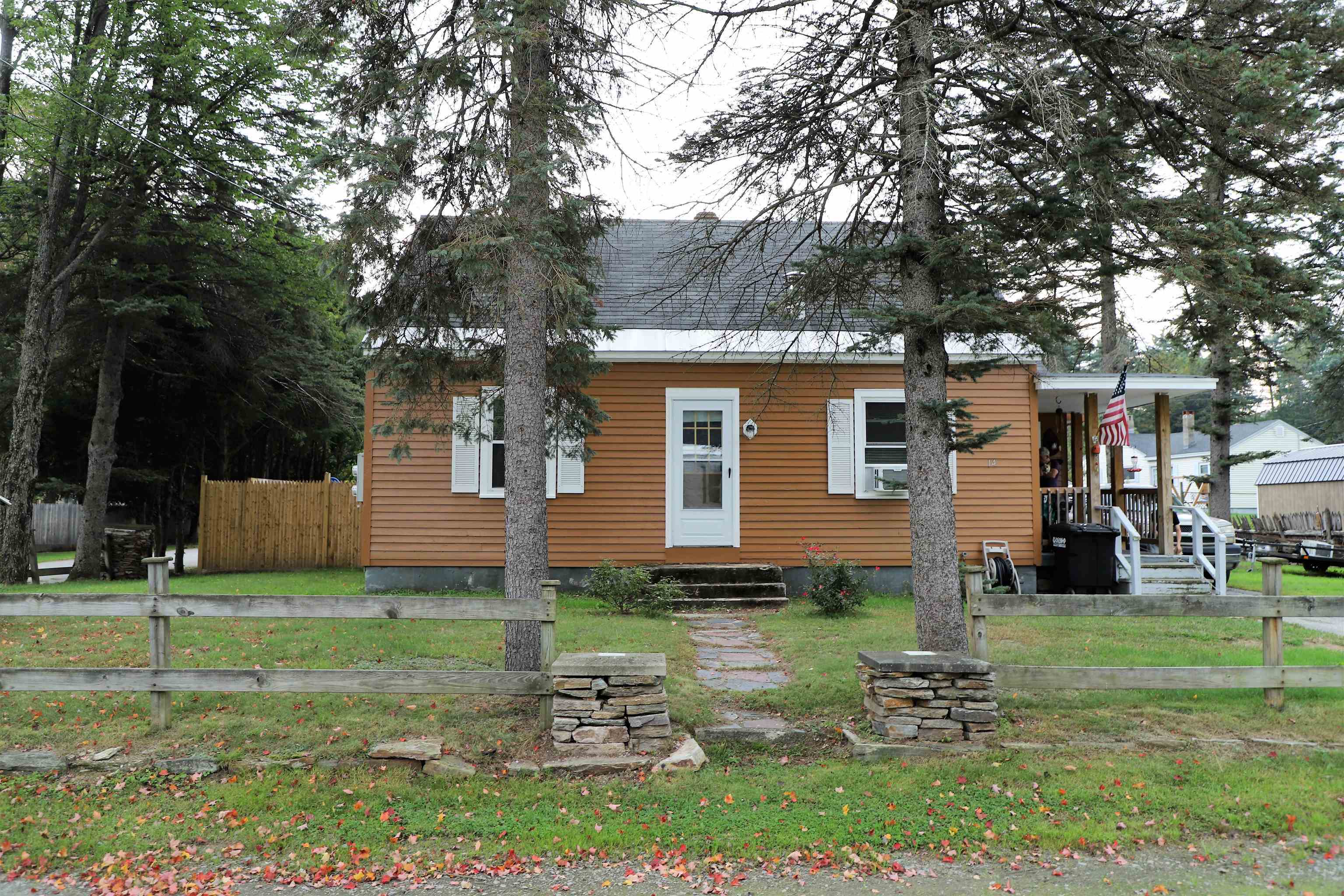 Property Photo:  14 Maria Street  NH 03743 