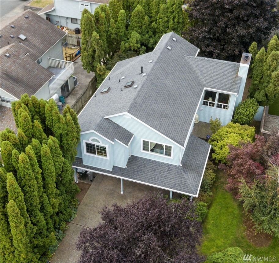 Property Photo:  22035 117th Ave SE  WA 98031 