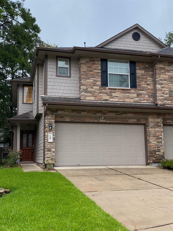 Property Photo: 18 Whitekirk Place TX 77354