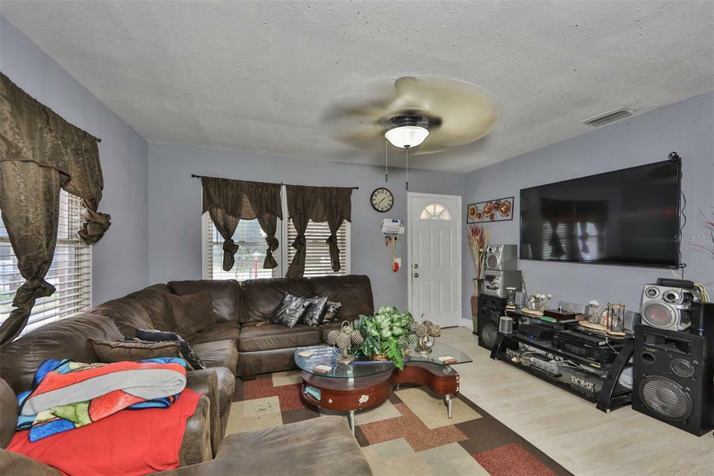 Property Photo:  7210 Rhode Island Drive  FL 33619 