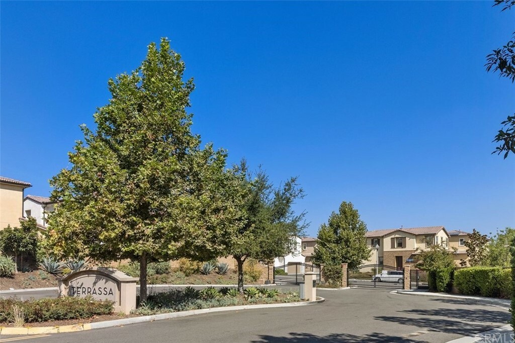 Property Photo:  2883 Villa Catalonia Court  CA 92881 