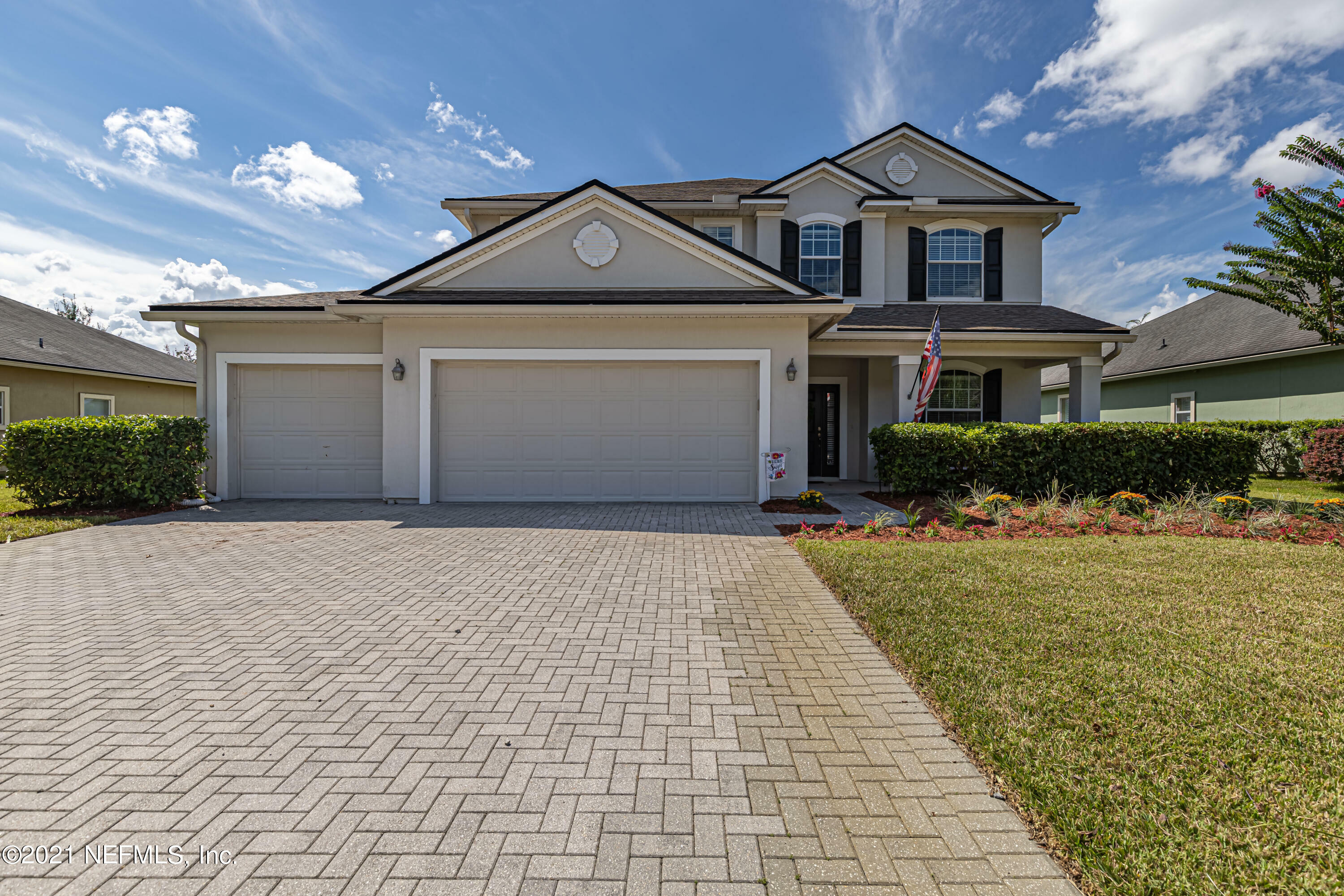 Property Photo: 11895 Fitchwood Circle FL 32258