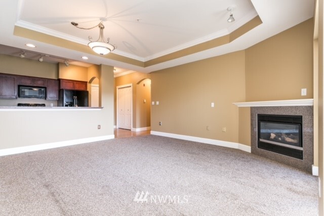 Property Photo: 251 W Bakerview Road 301 WA 98226